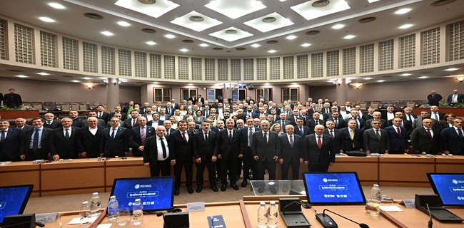 Bakan Bolat Bursa İş Dünyası ile Buluştu